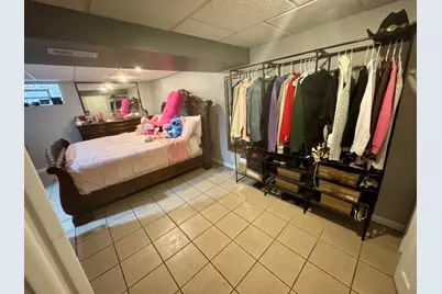 10806 S Avenue O, Chicago, IL 60617 - Photo 29