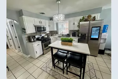10806 S Avenue O, Chicago, IL 60617 - Photo 15