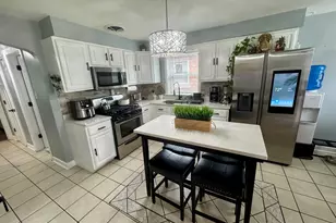10806 S Avenue O, Chicago, IL 60617 - Photo 15