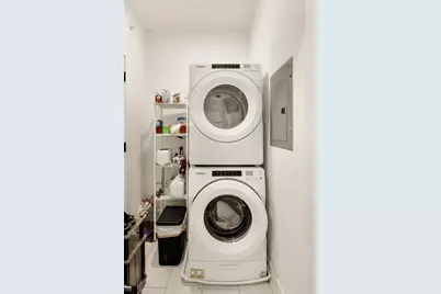 3001 N Southport Avenue #403, Chicago, IL 60657 - Photo 15