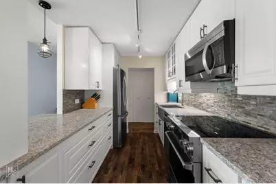 3930 N Pine Grove Avenue #2903, Chicago, IL 60613 - Photo 7