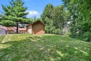 1608 Walsh Dr, Yorkville, IL 60560 - Photo 19