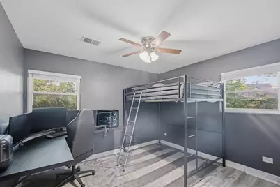 17 Crestview Terrace, Buffalo Grove, IL 60089 - Photo 15