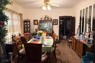 7834 S Paxton Ave, Chicago, IL 60649 - Photo 3