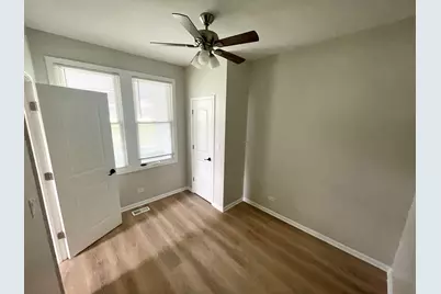 8370 Archer Avenue #1F, Willow Springs, IL 60480 - Photo 7