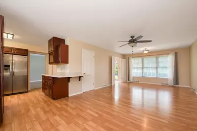 257 Beau Drive, Des Plaines, IL 60016 - Photo 5