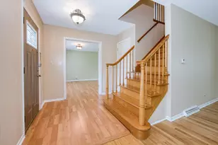 257 Beau Dr, Des Plaines, IL 60016 - Photo 3