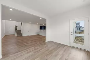 2680 Lawlor Ln, Naperville, IL 60564 - Photo 9