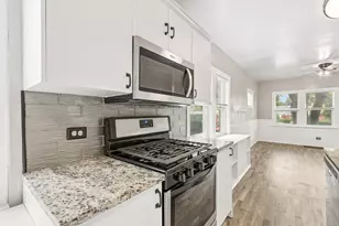 4163 Eberly Ave, Brookfield, IL 60513 - Photo 9