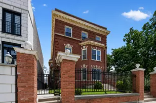 4541 S Forrestville Ave, Chicago, IL 60653 - Photo 1