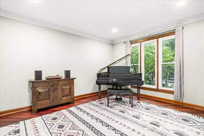 1196 Hobson Mill Drive, Naperville, IL 60540 - Photo 5