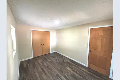1102 E Church Street, Salem, IL 62881 - Photo 7