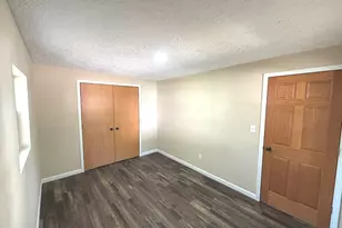 1102 E Church St, Salem, IL 62881 - Photo 7