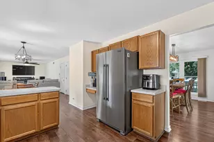2008 Olde Mill Rd, Plainfield, IL 60586 - Photo 5