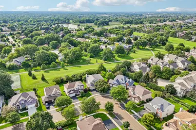 2570 N Jade Avenue, Arlington Heights, IL 60004 - Photo 73
