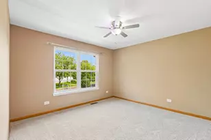 2570 N Jade Ave, Arlington Heights, IL 60004 - Photo 39