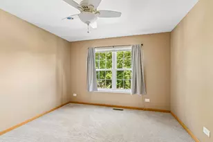 2570 N Jade Ave, Arlington Heights, IL 60004 - Photo 37