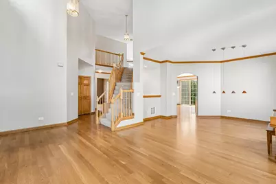 2570 N Jade Avenue, Arlington Heights, IL 60004 - Photo 11