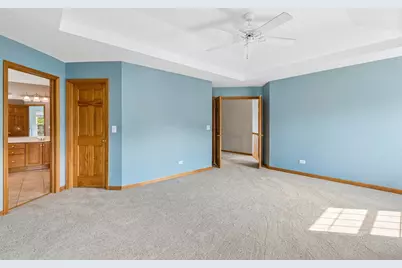 2570 N Jade Avenue, Arlington Heights, IL 60004 - Photo 47