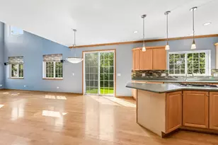 2570 N Jade Ave, Arlington Heights, IL 60004 - Photo 23