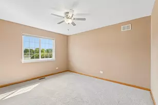 2570 N Jade Ave, Arlington Heights, IL 60004 - Photo 43
