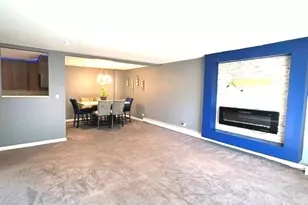 2772 E 75th St, Chicago, IL 60649 - Photo 9