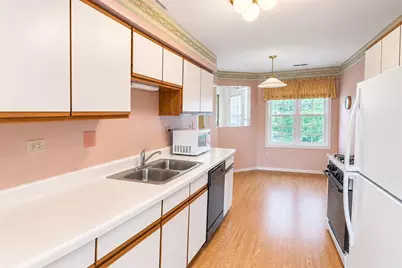 882 Nelli Court #109, Naperville, IL 60563 - Photo 5
