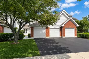 882 Nelli Ct, Naperville, IL 60563 - Photo 1