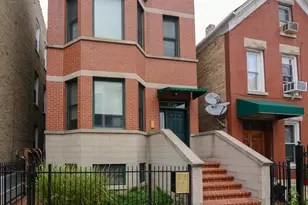 1720 W Augusta Ave, Chicago, IL 60622 - Photo 1