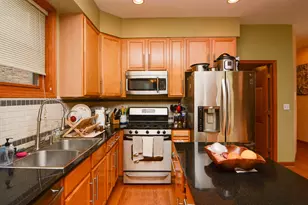 1720 W Augusta Ave, Chicago, IL 60622 - Photo 3