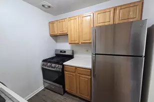 9 B E Dundee Quarter Dr, Palatine, IL 60074 - Photo 5