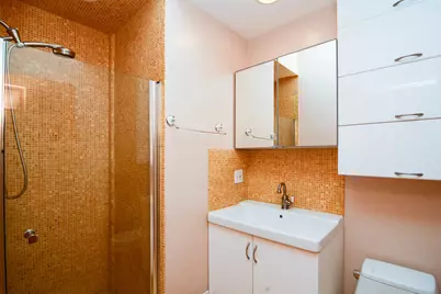 1720 W Augusta Avenue #1, Chicago, IL 60622 - Photo 17