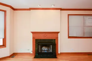 1720 W Augusta Ave, Chicago, IL 60622 - Photo 7
