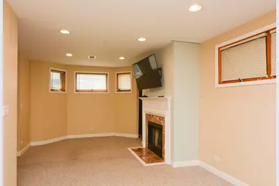 1720 W Augusta Avenue #1, Chicago, IL 60622 - Photo 9