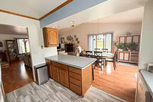 402 Kilmer St, Ashton, IL 61006 - Photo 7