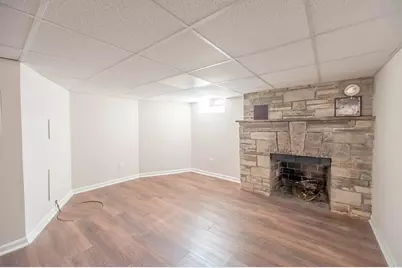 8746 S Kenwood Avenue, Chicago, IL 60619 - Photo 13
