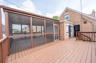 8746 S Kenwood Ave, Chicago, IL 60619 - Photo 17