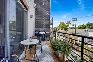 1872 N Damen Ave, Chicago, IL 60647 - Photo 23