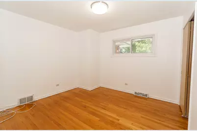 1185 Seymour Avenue, Des Plaines, IL 60016 - Photo 17