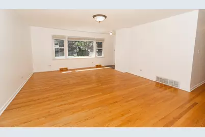 1185 Seymour Avenue, Des Plaines, IL 60016 - Photo 5