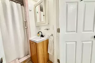 2012 W 21st Pl, Chicago, IL 60608 - Photo 9
