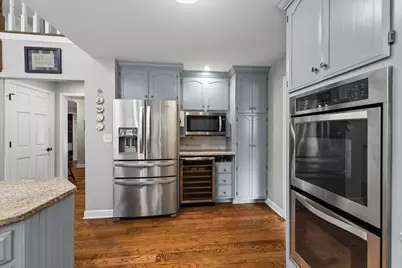 10 Tartan Ridge Road, Burr Ridge, IL 60527 - Photo 7