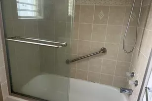7018 S Calumet Ave, Chicago, IL 60637 - Photo 13