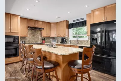 166 Forest View Avenue, Wood Dale, IL 60191 - Photo 11