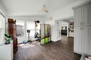 907 E Central Rd, Mount Prospect, IL 60056 - Photo 13