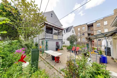 2051 N Kilbourn Avenue, Chicago, IL 60639 - Photo 35