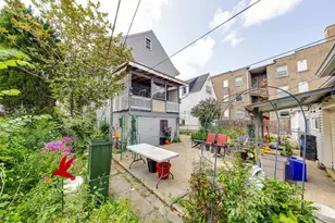 2051 N Kilbourn Ave, Chicago, IL 60639 - Photo 35