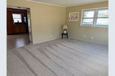 325 N 2nd Avenue, Coal City, IL 60416 - Photo 11