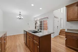 299 Arbor Glen Blvd, Schaumburg, IL 60195 - Photo 19