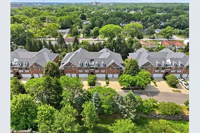 299 Arbor Glen Boulevard, Schaumburg, IL 60195 - Photo 1
